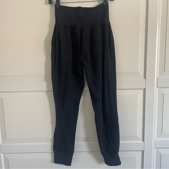 Athleta Black Salutation High Rise Jogger Athletic Pants 20623 - Picture 4 of 12